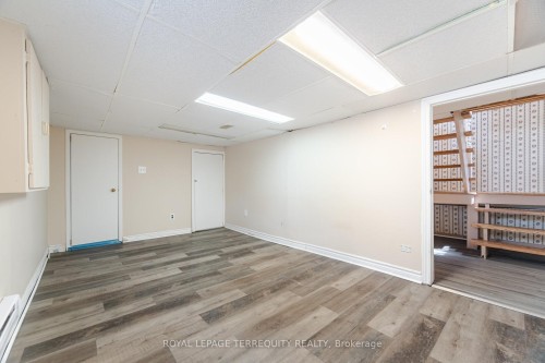 16 Royal Avenue, Hamilton, ON - Indoor