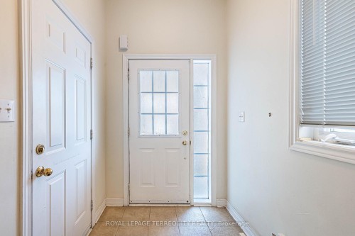3926 Candlelight Drive, Mississauga, ON - Indoor Photo Showing Other Room