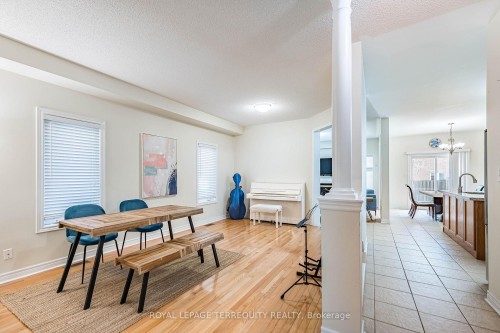 3926 Candlelight Drive, Mississauga, ON - Indoor