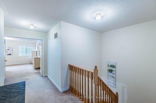 3926 Candlelight Drive, Mississauga, ON - Indoor Photo Showing Other Room