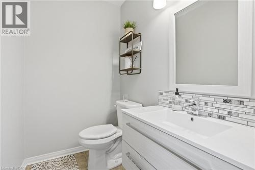 14 Kenyon Crescent, Grimsby, ON - Indoor Photo Showing Bathroom