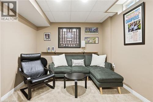 14 Kenyon Crescent, Grimsby, ON - Indoor
