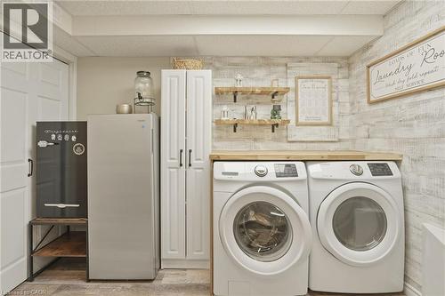 14 Kenyon Crescent, Grimsby, ON - Indoor Photo Showing Laundry Room