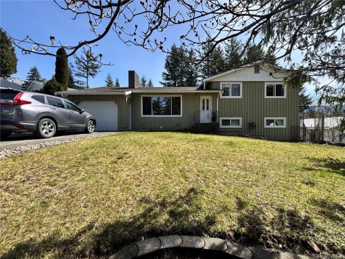 445 Chamiss Cres, Gold River, BC 