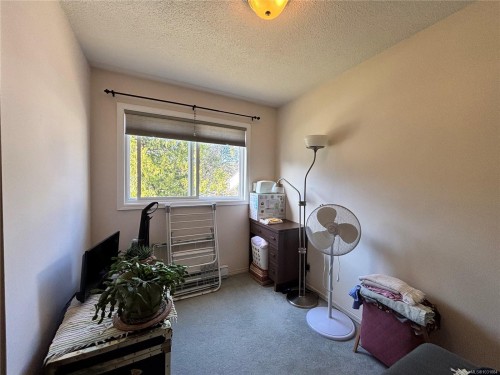 445 Chamiss Cres, Gold River, BC 