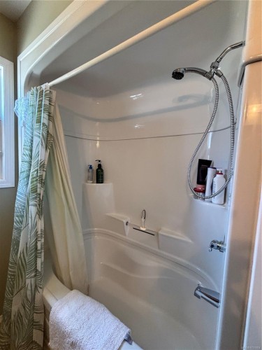 445 Chamiss Cres, Gold River, BC 