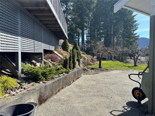 445 Chamiss Cres, Gold River, BC 