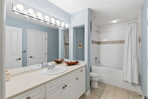 1403 Cape Cod Dr, Parksville, BC 