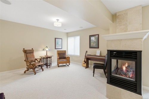 1403 Cape Cod Dr, Parksville, BC 