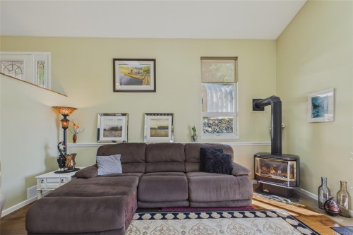 1361 Bodington Rd, Whaletown, BC 