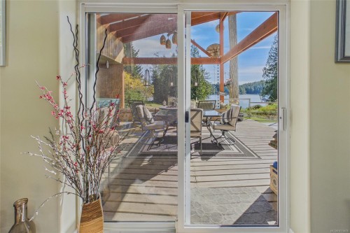 1361 Bodington Rd, Whaletown, BC 