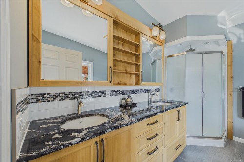 1361 Bodington Rd, Whaletown, BC 