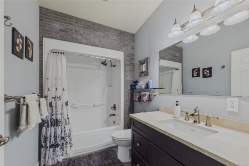 1361 Bodington Rd, Whaletown, BC 