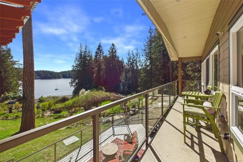 1361 Bodington Rd, Whaletown, BC 