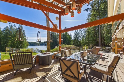 1361 Bodington Rd, Whaletown, BC 