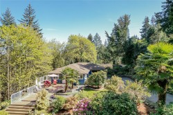 170 Woodland Dr Salt Spring, BC V8K 1K2