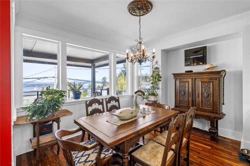 426 Davis Rd, Ladysmith, BC 