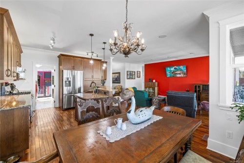 426 Davis Rd, Ladysmith, BC 