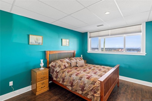 426 Davis Rd, Ladysmith, BC 