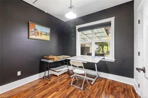 426 Davis Rd, Ladysmith, BC 