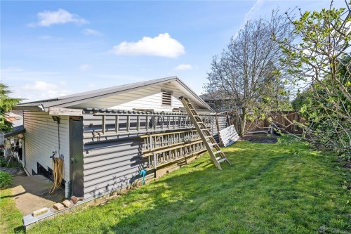 426 Davis Rd, Ladysmith, BC 