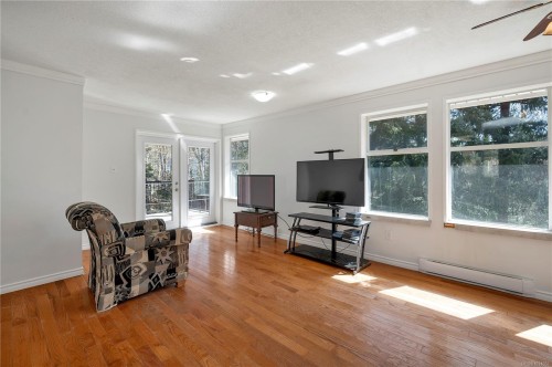 404 Donner Dr, Gold River, BC 