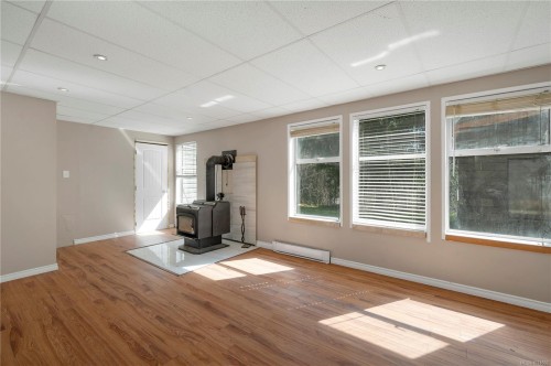 404 Donner Dr, Gold River, BC 