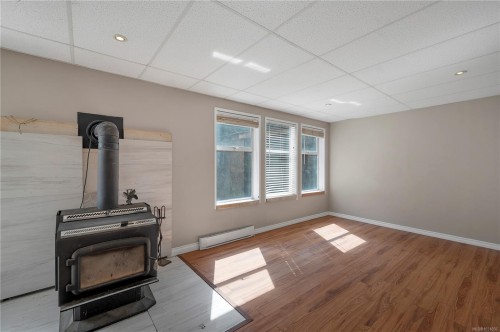 404 Donner Dr, Gold River, BC 