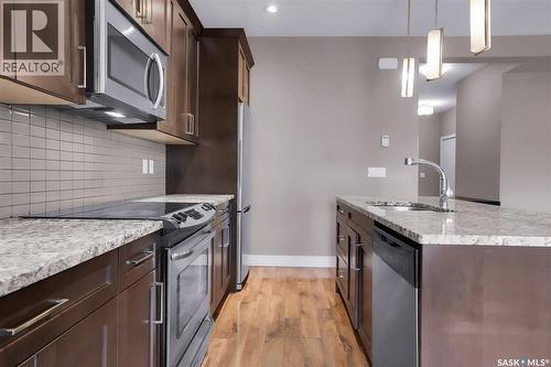 48 1550 Paton Crescent, Saskatoon, SK - Indoor Photo Showing Kitchen With Upgraded Kitchen