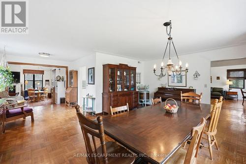 222 Concession 11 E, Hamilton, ON - Indoor Photo Showing Dining Room