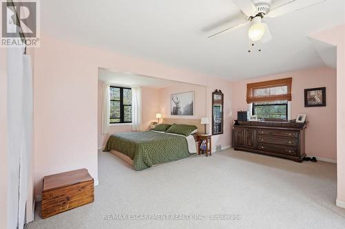 222 Concession 11 E, Hamilton, ON - Indoor Photo Showing Bedroom