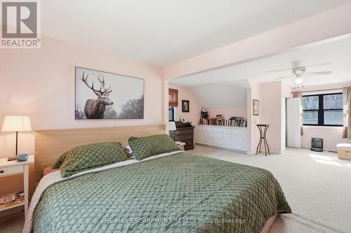 222 Concession 11 E, Hamilton, ON - Indoor Photo Showing Bedroom