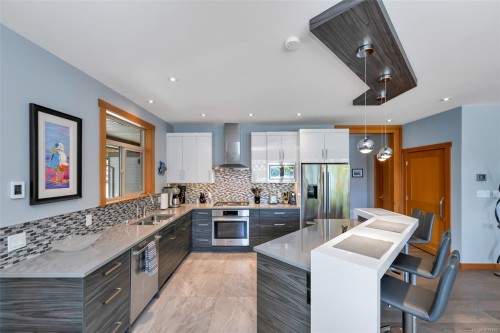 6371 Genoa Bay Rd, Duncan, BC 
