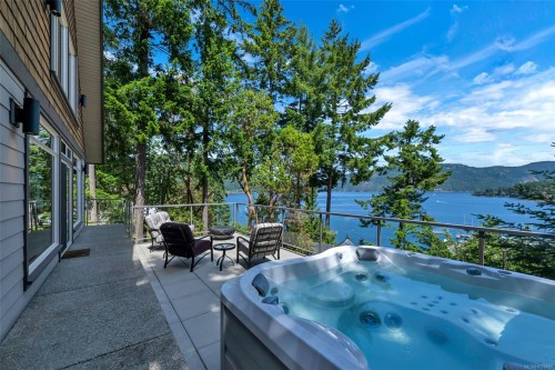 6371 Genoa Bay Rd, Duncan, BC 