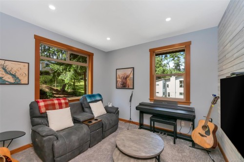 6371 Genoa Bay Rd, Duncan, BC 