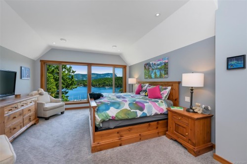6371 Genoa Bay Rd, Duncan, BC 