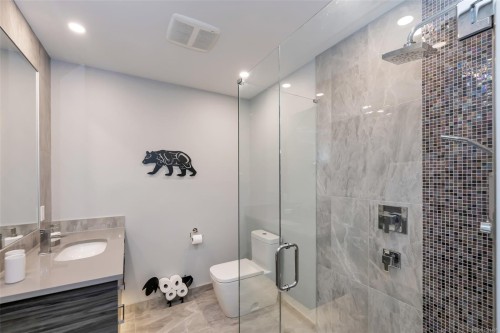 6371 Genoa Bay Rd, Duncan, BC 