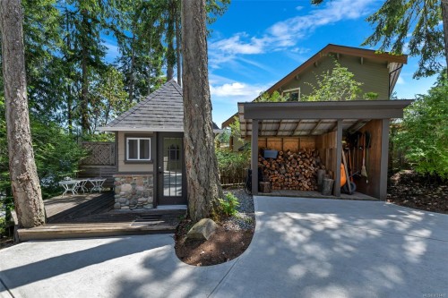 6371 Genoa Bay Rd, Duncan, BC 