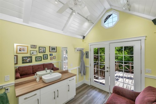 6371 Genoa Bay Rd, Duncan, BC 