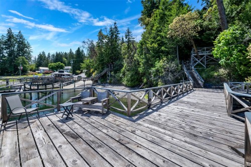 6371 Genoa Bay Rd, Duncan, BC 