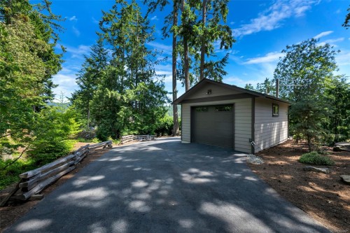 6371 Genoa Bay Rd, Duncan, BC 