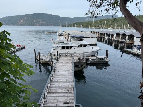 6371 Genoa Bay Rd, Duncan, BC 