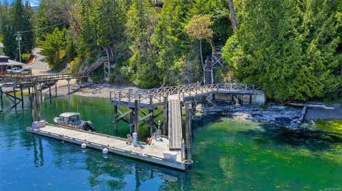 6371 Genoa Bay Rd, Duncan, BC 