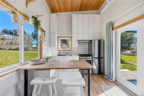 1259 Docliddle Rd, Comox, BC 