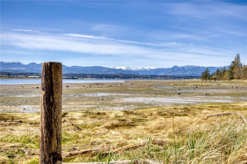 1259 Docliddle Rd, Comox, BC 