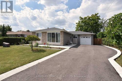 53 ASCOT AVENUE  Brampton, ON L6T 2P3