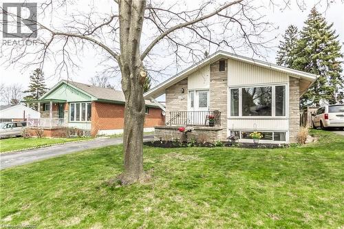 View of front of home featuring a front yard - 11 Carwyn Crescent, Hamilton, ON - Outdoor With Deck Patio Veranda