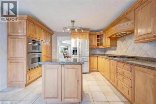 34 Forsyth Crescent, Georgetown, ON - Indoor Photo Showing Kitchen