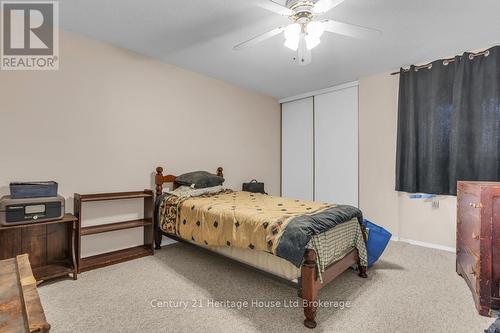 18 - 1 Lamers Court, Tillsonburg, ON - Indoor Photo Showing Bedroom