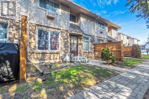 18 - 1 Lamers Court, Tillsonburg, ON - Outdoor